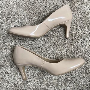 Nude close toed heels